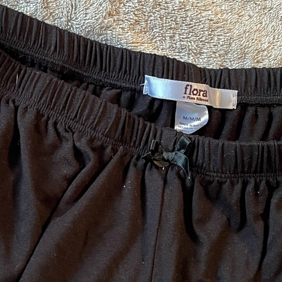 Various brand of sleep/lounge shorts. All size medium. Great condition. Offer! - Picture 9 of 14